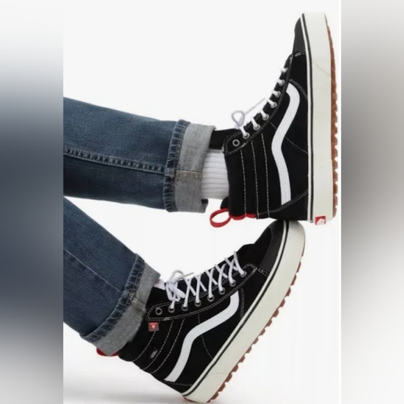 NEW! Vans Sk8-Hi MTE - Picture 1 of 10